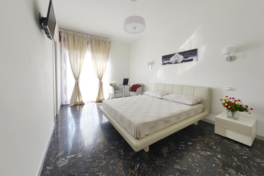 B&B La Vie en Rose Salerno Zimmer foto
